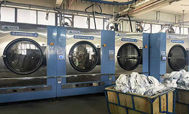 洗涤厂烘干设备换代：碧涞热泵烘干机的「性能超车」逻辑