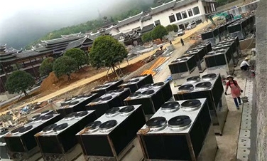 温泉酒店妙用空气能热水系统，安全恒温更经济