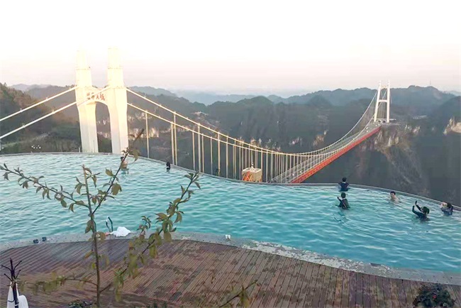 安全恒温！碧涞空气源泳池机成湖南景区泳池的心仪之选