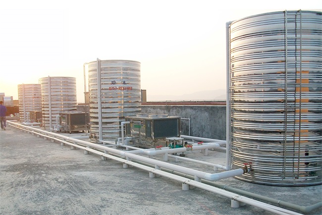 大型工厂热水工程建设能用空气能热泵设备吗