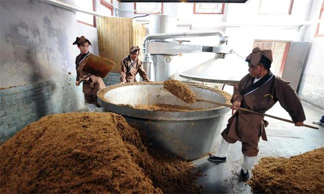 双碳政策下酒类行业的减碳之路