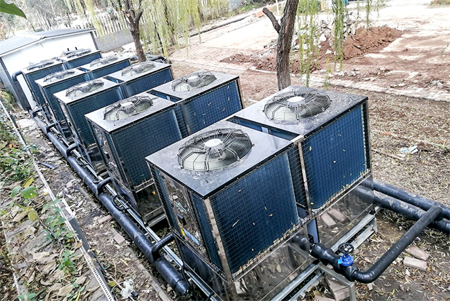 陕西西安外国语大学(长安校区)供暖项目:采用碧涞变频超低温空气能供暖机组,实现高效、环保、节能的供暖解决方案