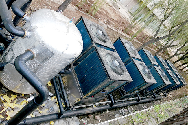 陕西西安外国语大学(长安校区)供暖项目:采用碧涞变频超低温空气能供暖机组,实现高效、环保、节能的供暖解决方案