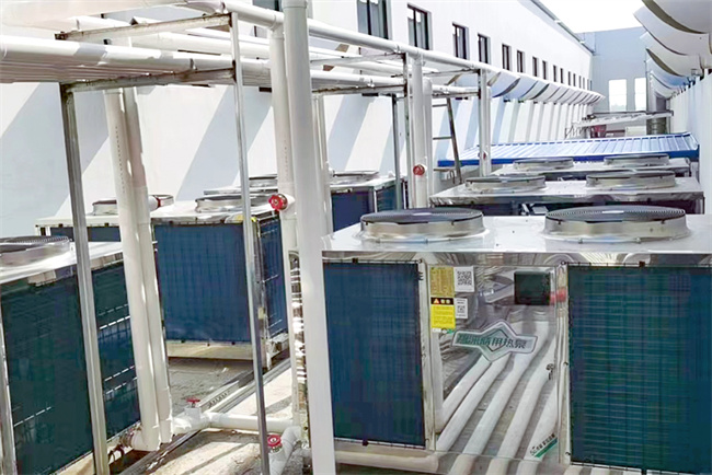 江苏省盐城市某阀门厂选择碧涞空气能热泵热水机组，提升员工生活热水体验