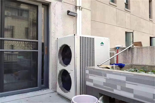 高端人士选择家用空气能热泵打造舒适家居系统的原因浅析