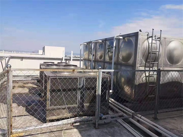工厂热水系统用空气能热泵，经济安全更方便